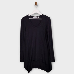 Anthropologie Wilt Shirt Womens XS Black Hi Low Minimalist Scoop Neck Pullover